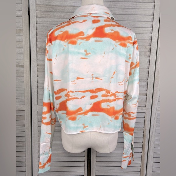 BLUSH MARK Cropped Button Down Lightweight Long Sleeve-Large - Picture 2 of 2